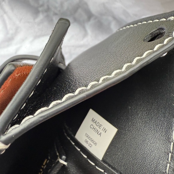 Tory Burch  Razzel  Black and Brown Crossbody Bag with Gold Clasp - Picture 10 of 13